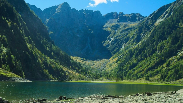 Legenden aus der Alpenregion Val Cama